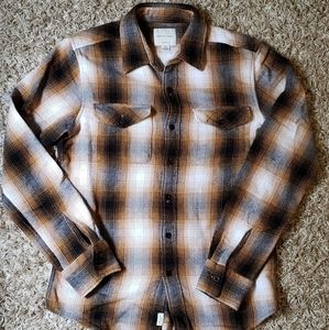 Men's AEO Plaid Pockets Shirt Size Small EUC !